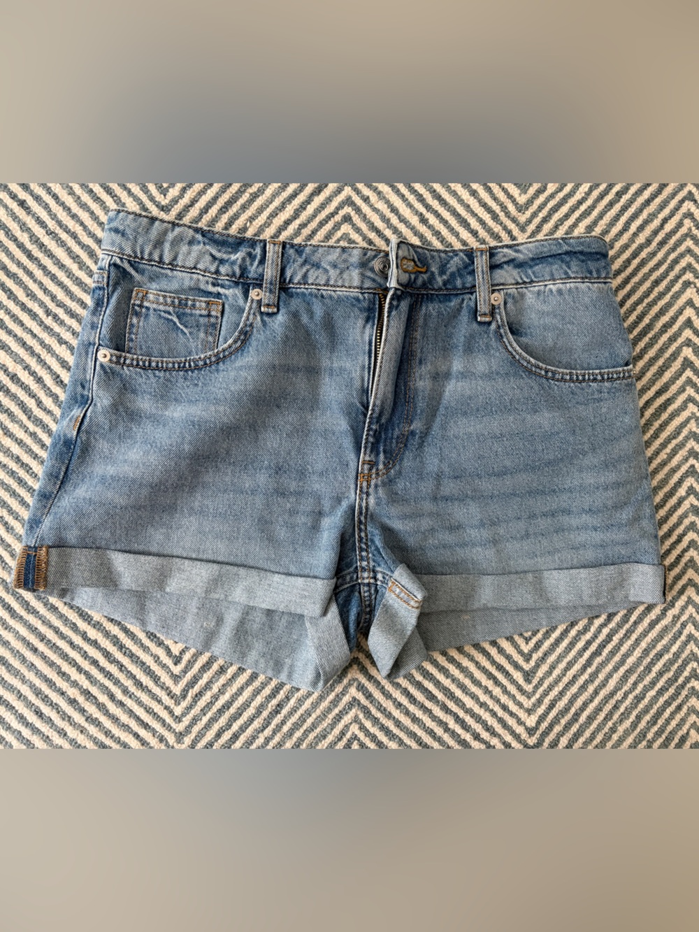 NWT Classic Light Blue H&M Denim Women’s Shorts
